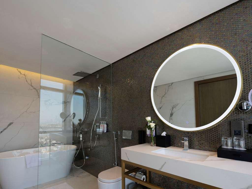 Moevenpick Hotel Jumeirah Village Triangle Dubai Room photo