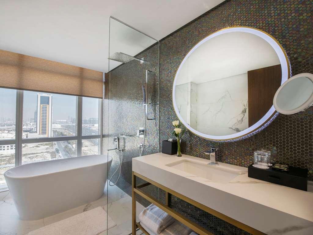 Moevenpick Hotel Jumeirah Village Triangle Dubai Exterior photo