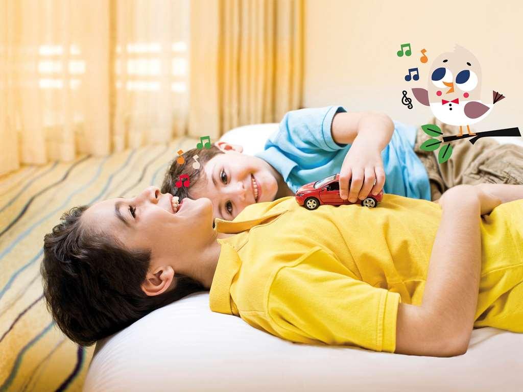 Moevenpick Hotel Jumeirah Village Triangle Dubai Amenities photo